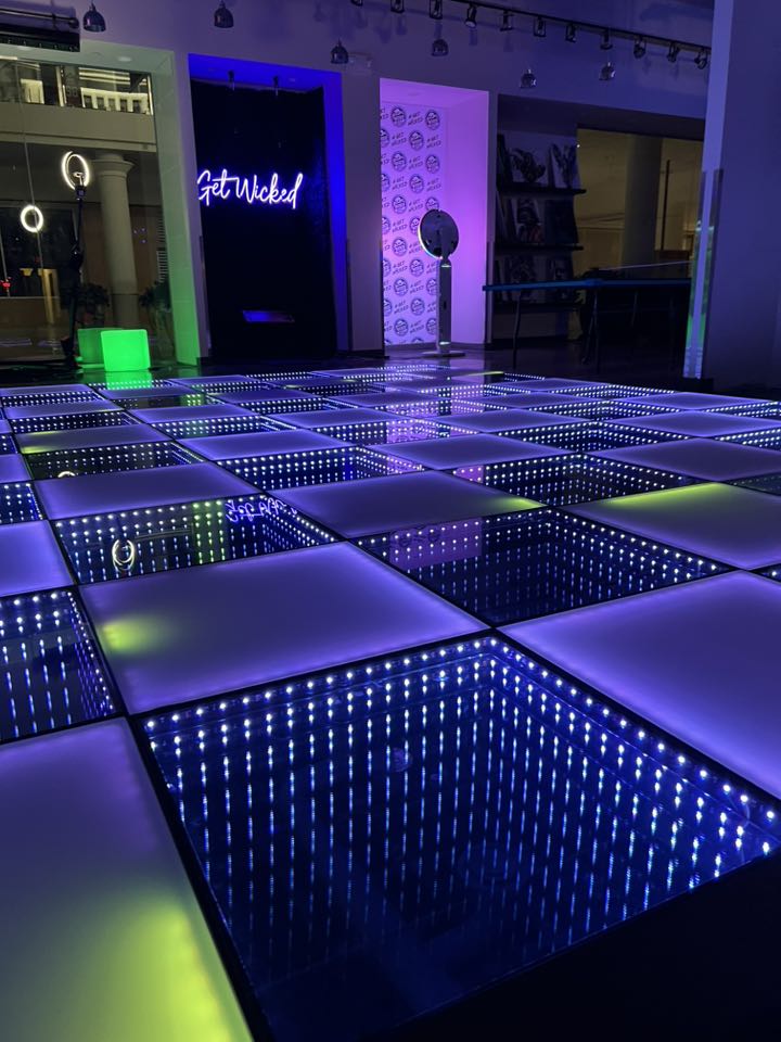 LED floor 5